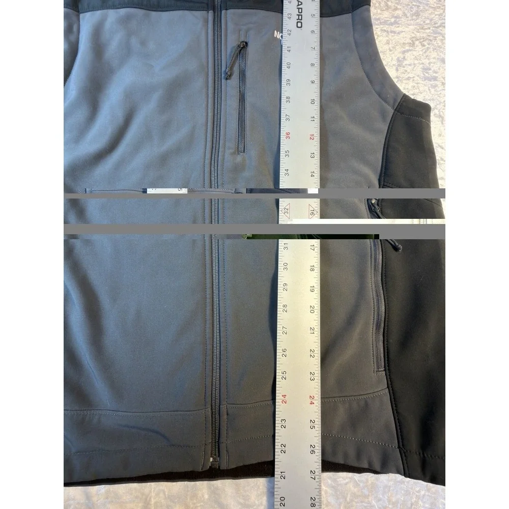The North Face Vest Mens Large Black Gray Softshell Fleece Full Zip Outdoor